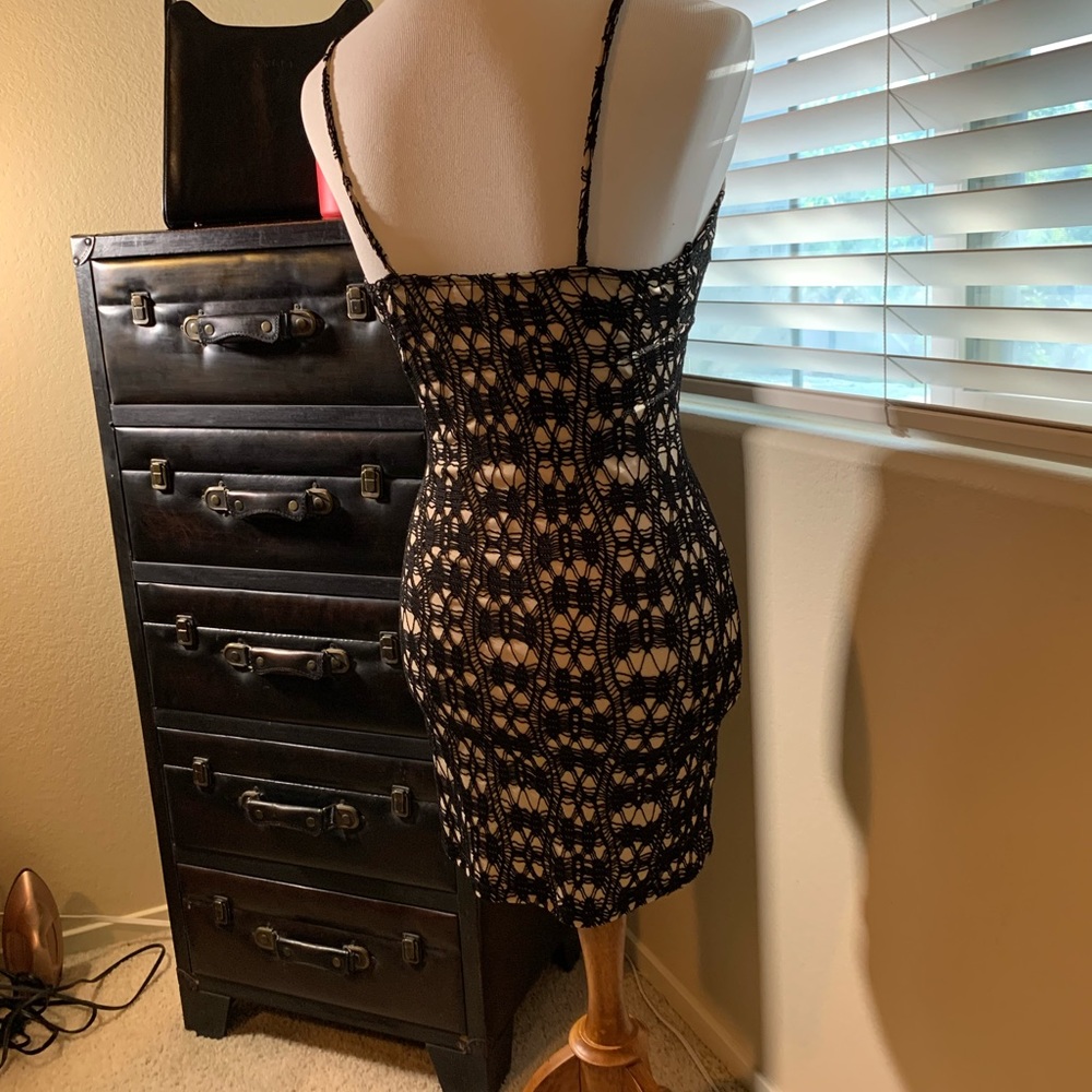 Mini Dress small size - Picture 3 of 9